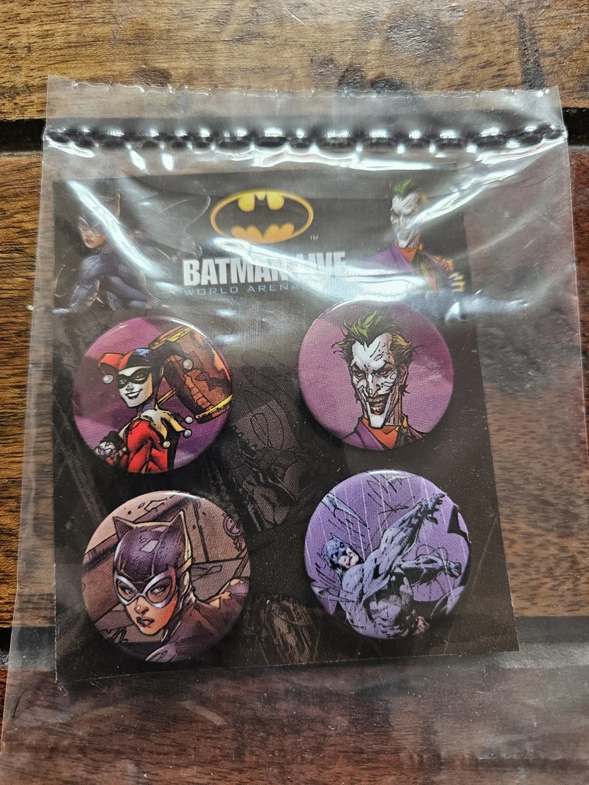 Batman Live World Arena Tour Souvenir Pin Badges, 2 Packs Of 4, Unopened, изображение 2