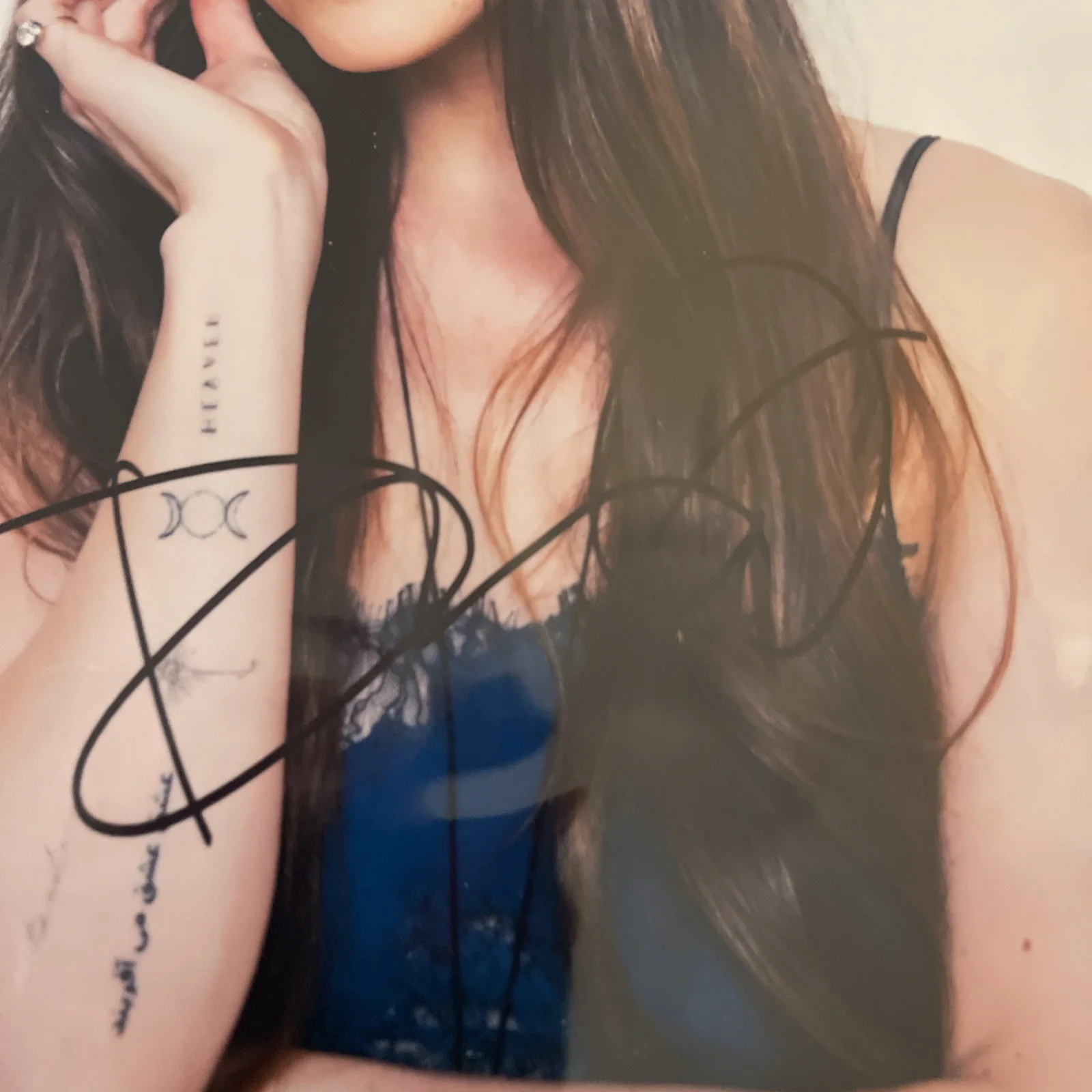 Dakota Johnson 8x10 Signed Autographed Photo Picture with COA, изображение 2