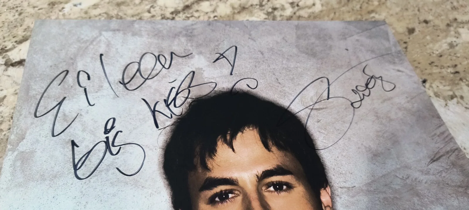 Enrique Iglesias REAL hand SIGNED Photo Photograph Autographed 2008 Program, изображение 2