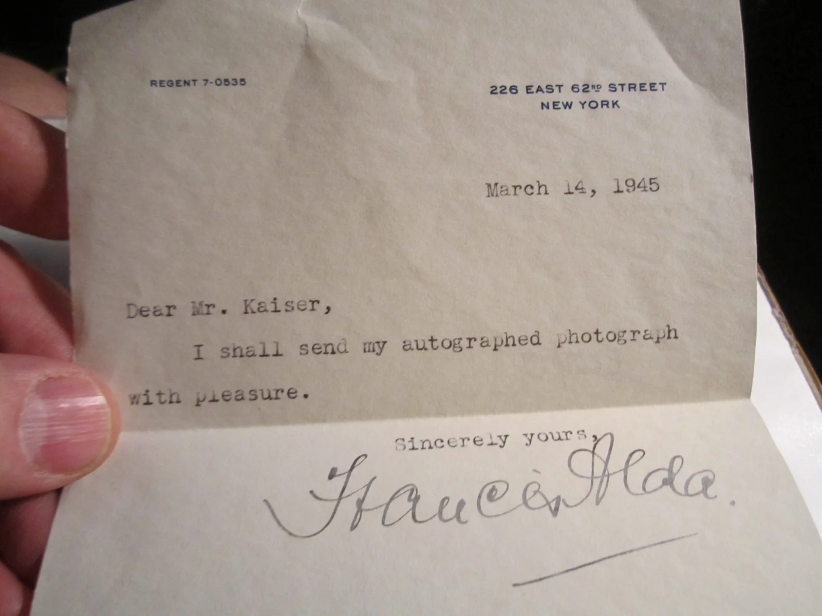 1945 FRANCINE ALDA AUTOGRAPH ON PERSONAL STATIONERY - OFC-BB, изображение 2