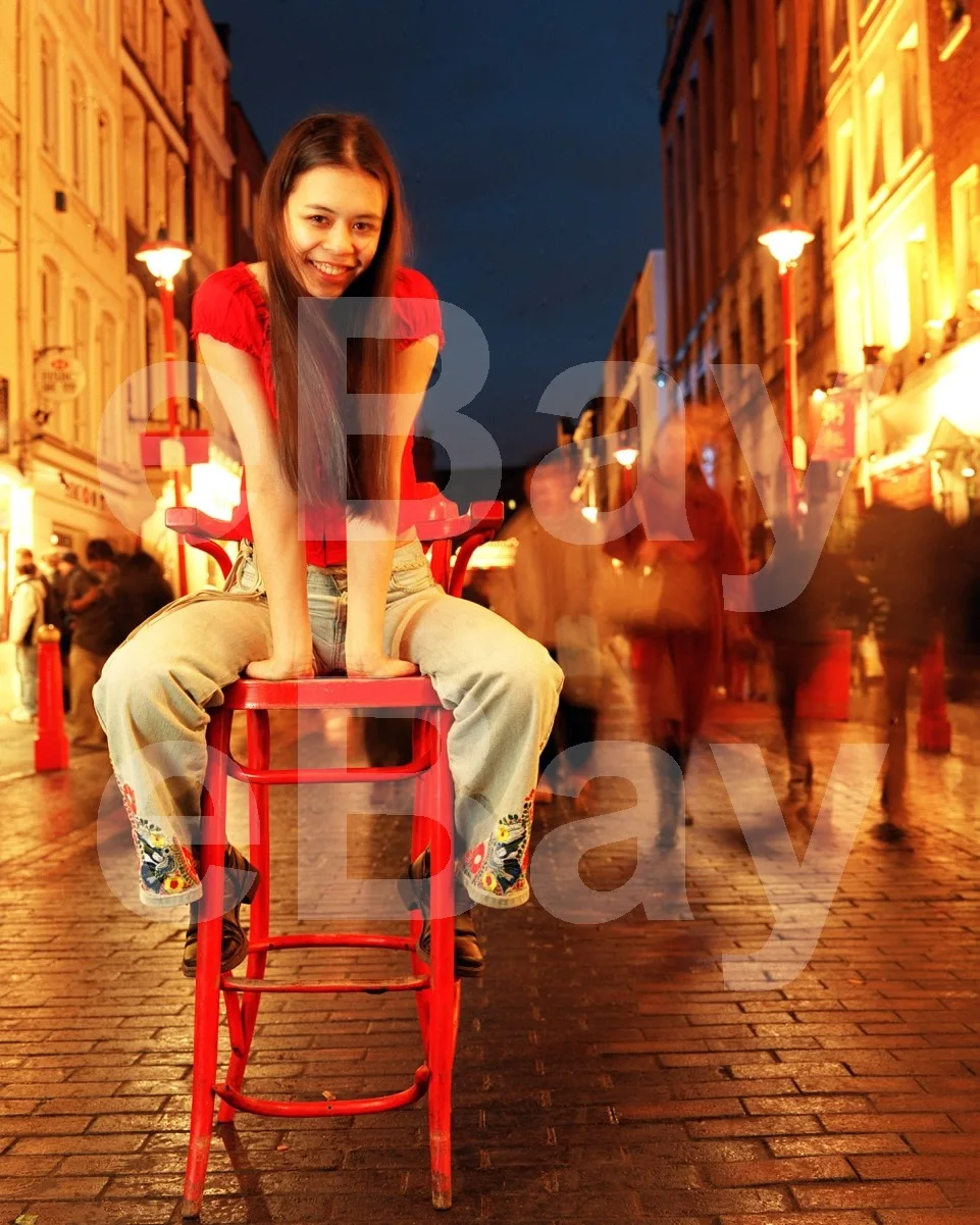 Ria Lina 16x12 Photo Poster Print, image 4