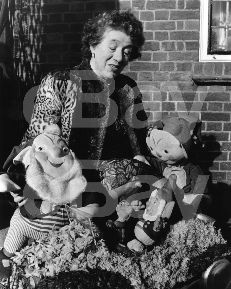 Enid Blyton Noddy Characters 16x12 Photo Poster Print, изображение 4