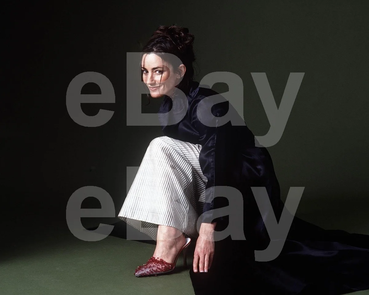 Orla Brady 16x12 Photo Poster Print, изображение 4