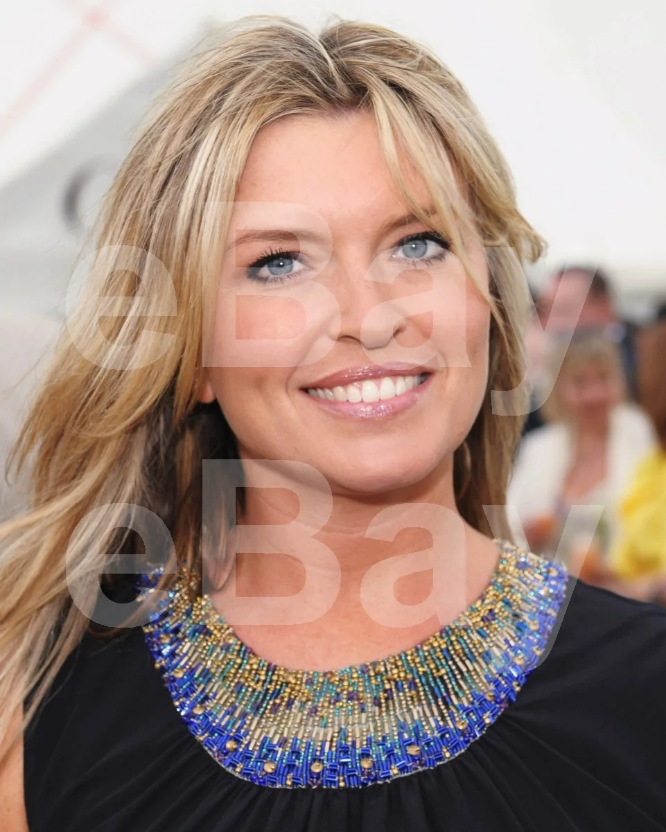 Tina Hobley 16x12 Photo Poster Print, image 4