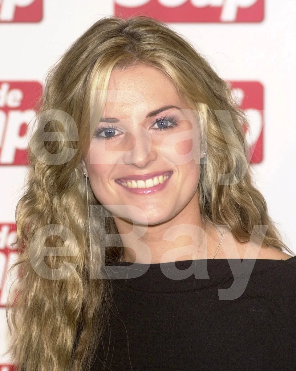 Sarah Jayne Dunn 16x12 Photo Poster Print, изображение 4