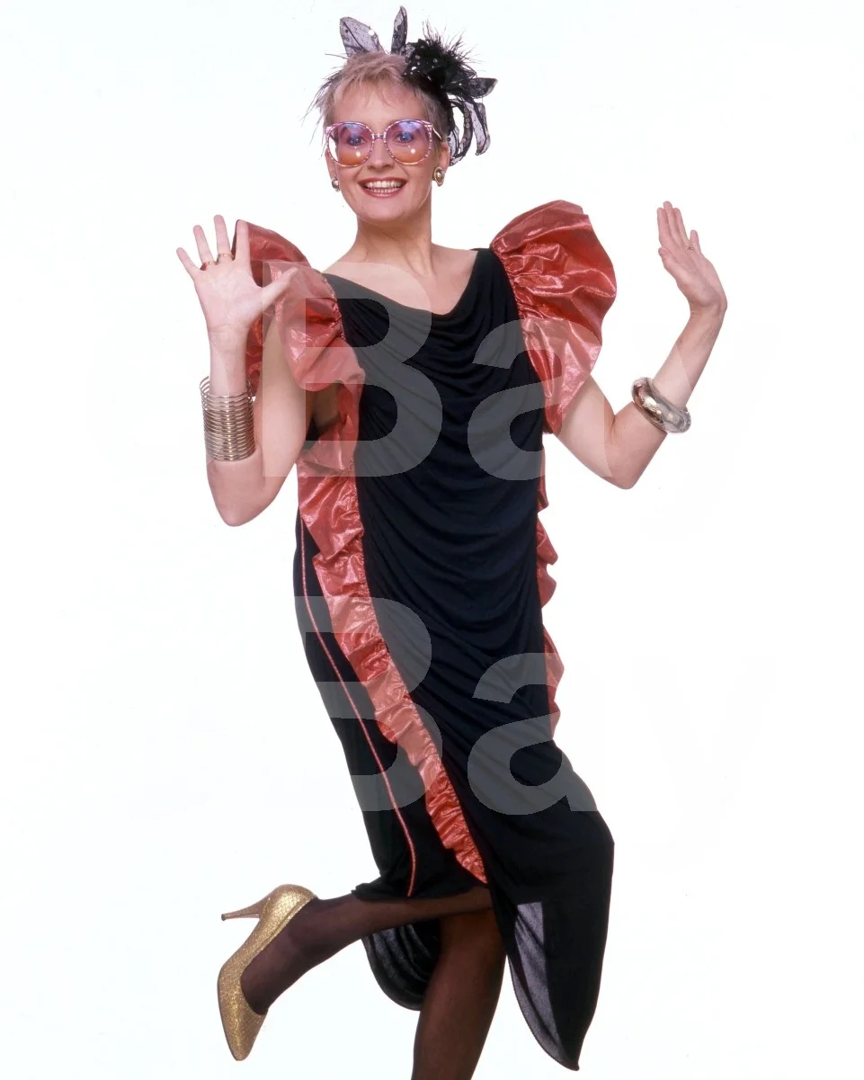 Su Pollard 16x12 Photo Poster Print, image 4