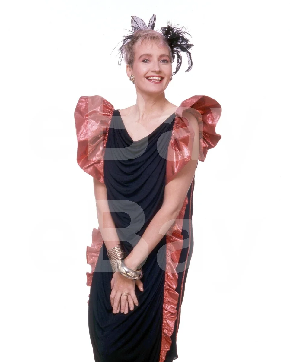 Su Pollard 16x12 Photo Poster Print, изображение 4