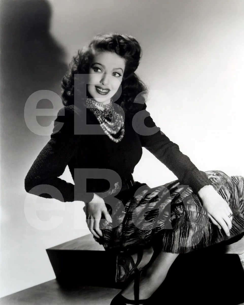 Loretta Young 16x12 Photo Poster Print, image 4
