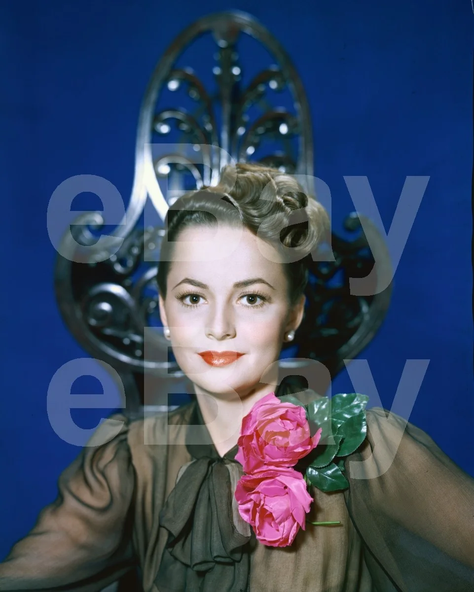 Olivia de Havilland 16x12 Photo Poster Print, изображение 4
