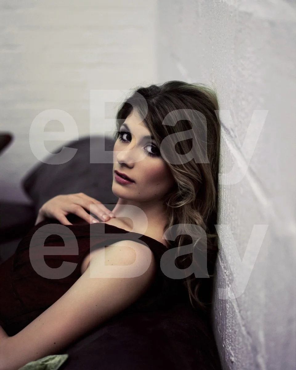 Jodie Whittaker 16x12 Photo Poster Print, image 4