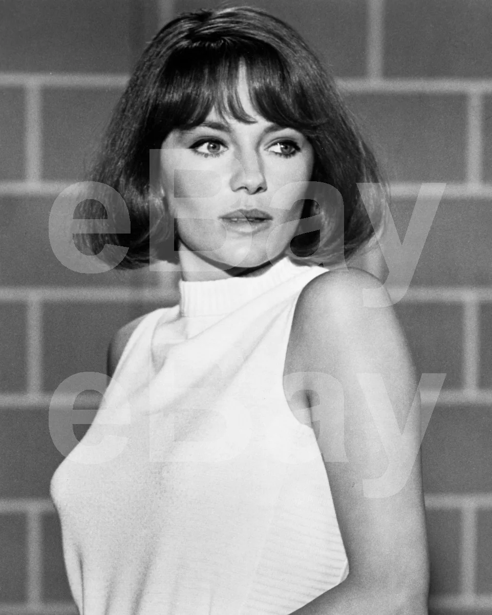 Jacqueline Bisset 16x12 Photo Poster Print, image 4