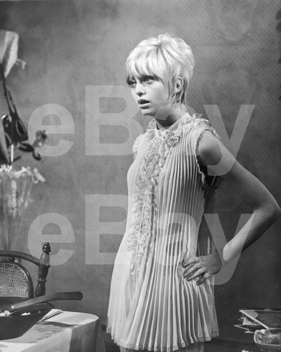 Goldie Hawn 16x12 Photo Poster Print, image 4