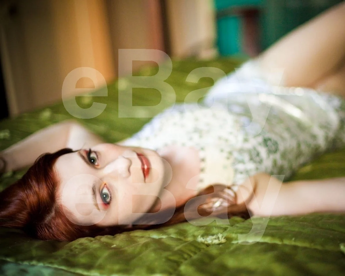 Felicia Day 16x12 Photo Poster Print, изображение 4
