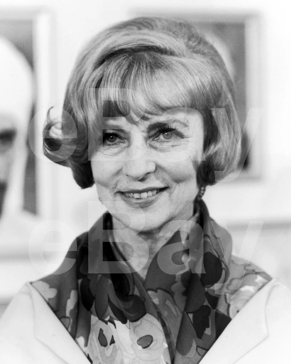 Agnes Moorehead 16x12 Photo Poster Print, image 4