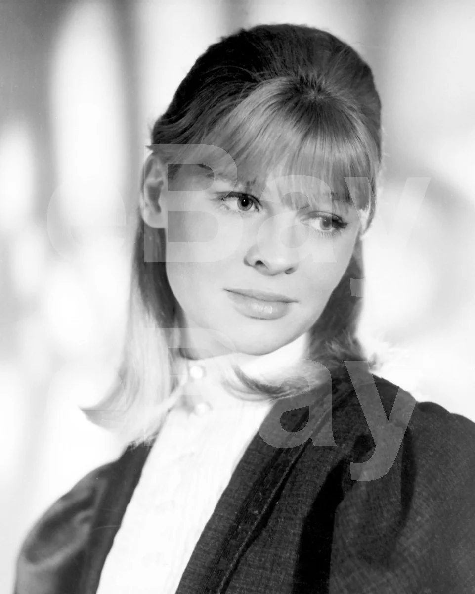 Julie Christie 16x12 Photo Poster Print, image 4
