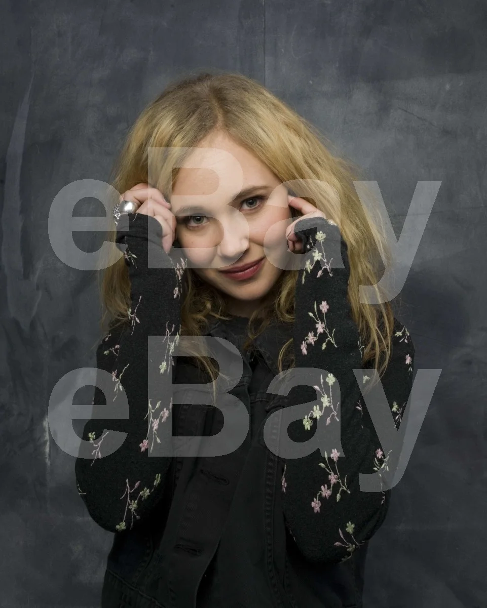 Juno Temple 16x12 Photo Poster Print, image 4