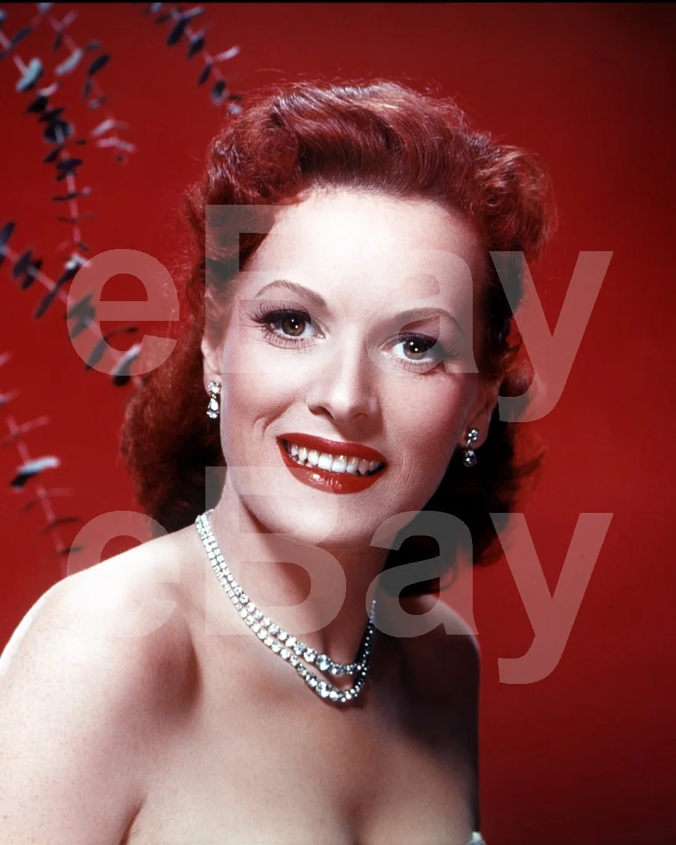 Maureen O'Hara 16x12 Photo Poster Print, изображение 4