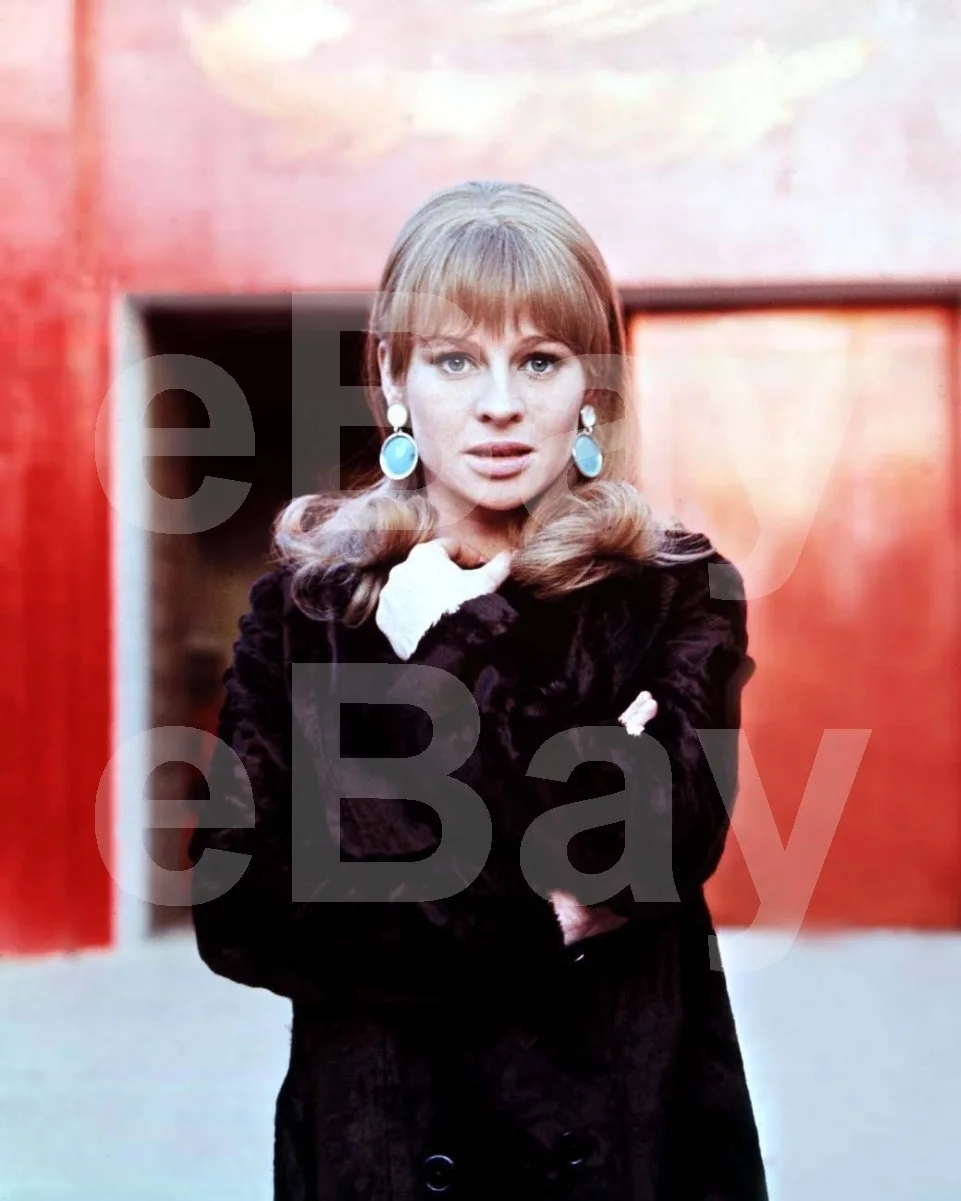Julie Christie 16x12 Photo Poster Print, изображение 4