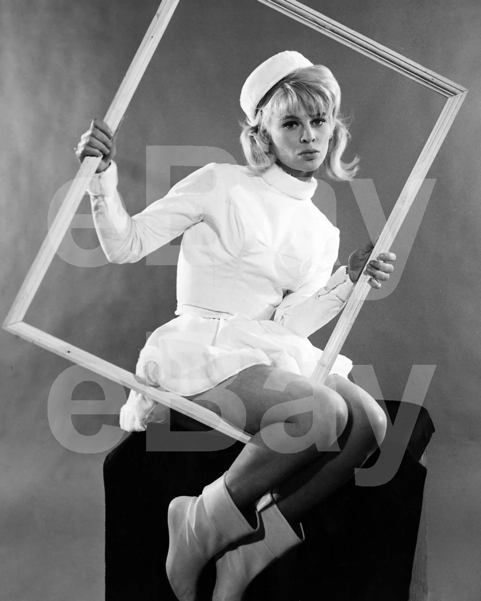 Julie Christie 16x12 Photo Poster Print, изображение 4