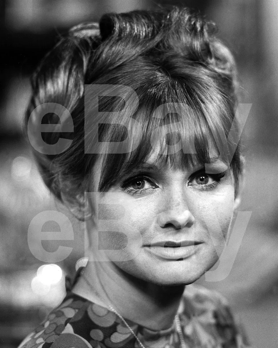 Jennie Linden 16x12 Photo Poster Print, изображение 4