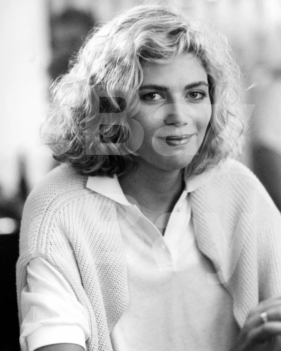 Kelly McGillis 16x12 Photo Poster Print, image 4