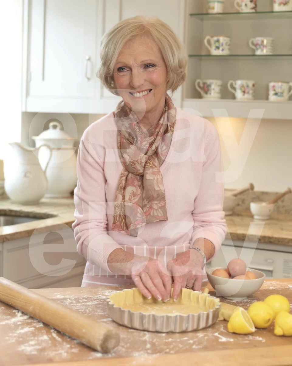 Mary Berry 16x12 Photo Poster Print, image 4