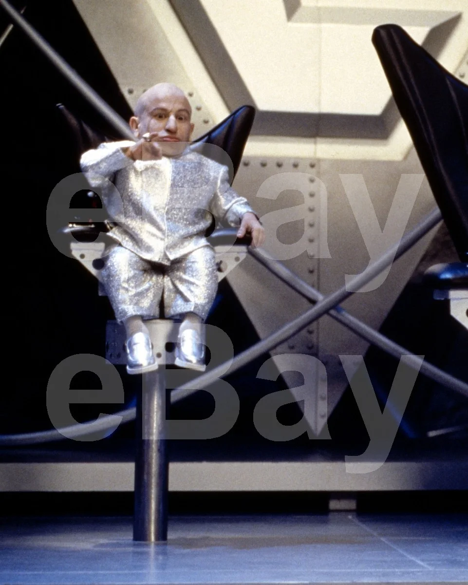 Austin Powers: The Spy Who Shagged Me (1999) Verne Troyer 16x12 Photo Poster, изображение 4