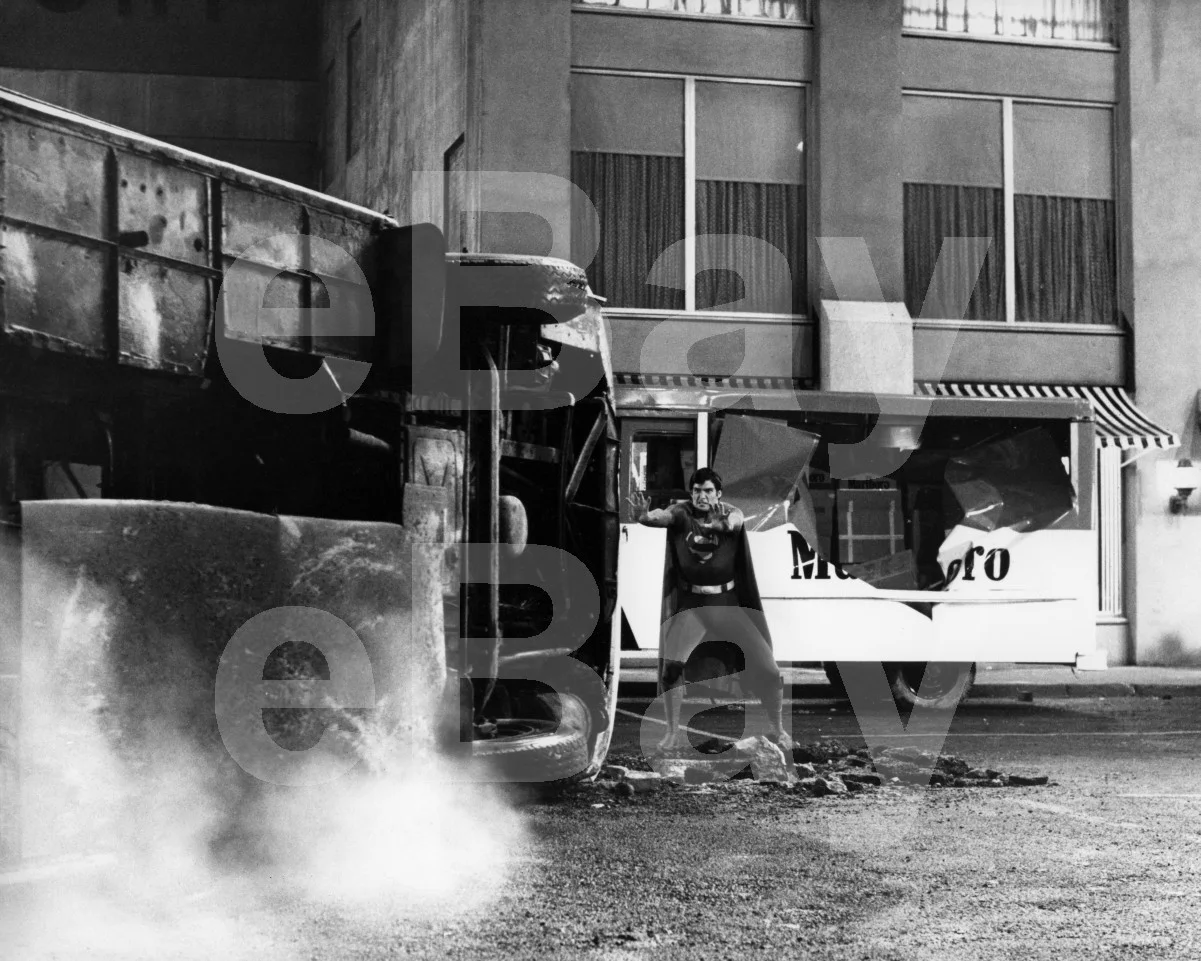 Superman II (1980) Christopher Reeve 16x12 Photo Poster Print, image 4
