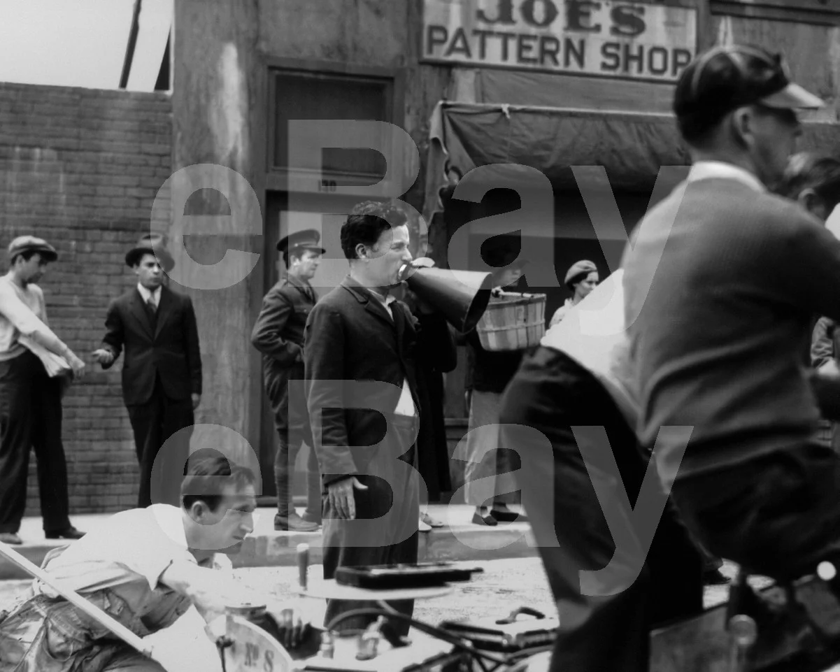 The Great Dictator (1940) Charlie Chaplin 16x12 Photo Poster Print, изображение 4