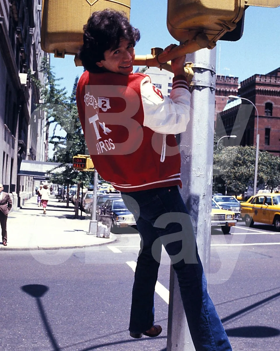 Grease 2 (1982) Adrian Zmed 16x12 Photo Poster Print, изображение 4