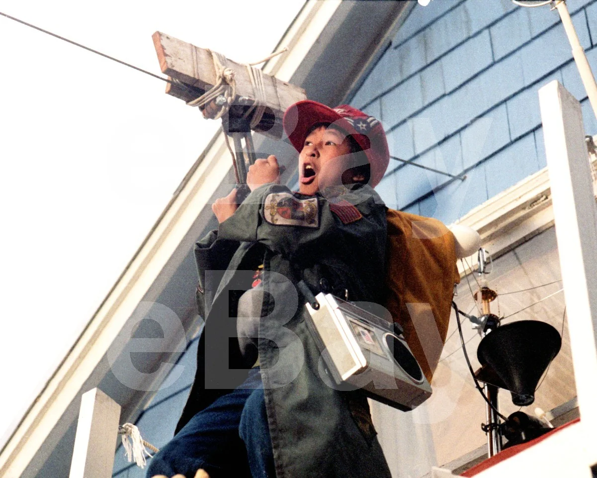 The Goonies (1985) Ke Huy Quan "Data" 16x12 Photo Poster Print, изображение 4