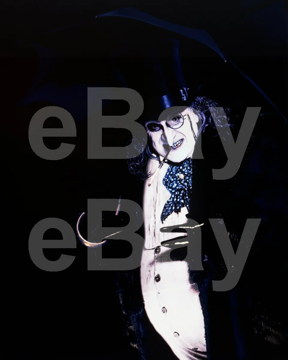 Batman Returns (1992) Danny DeVito "Penguin" 16x12 Photo Poster Print, image 4