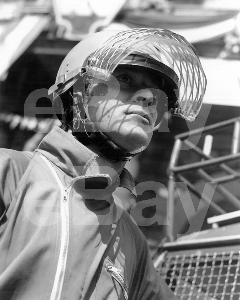 The Italian Job (1969) Michael Caine 16x12 Photo Poster Print, изображение 4