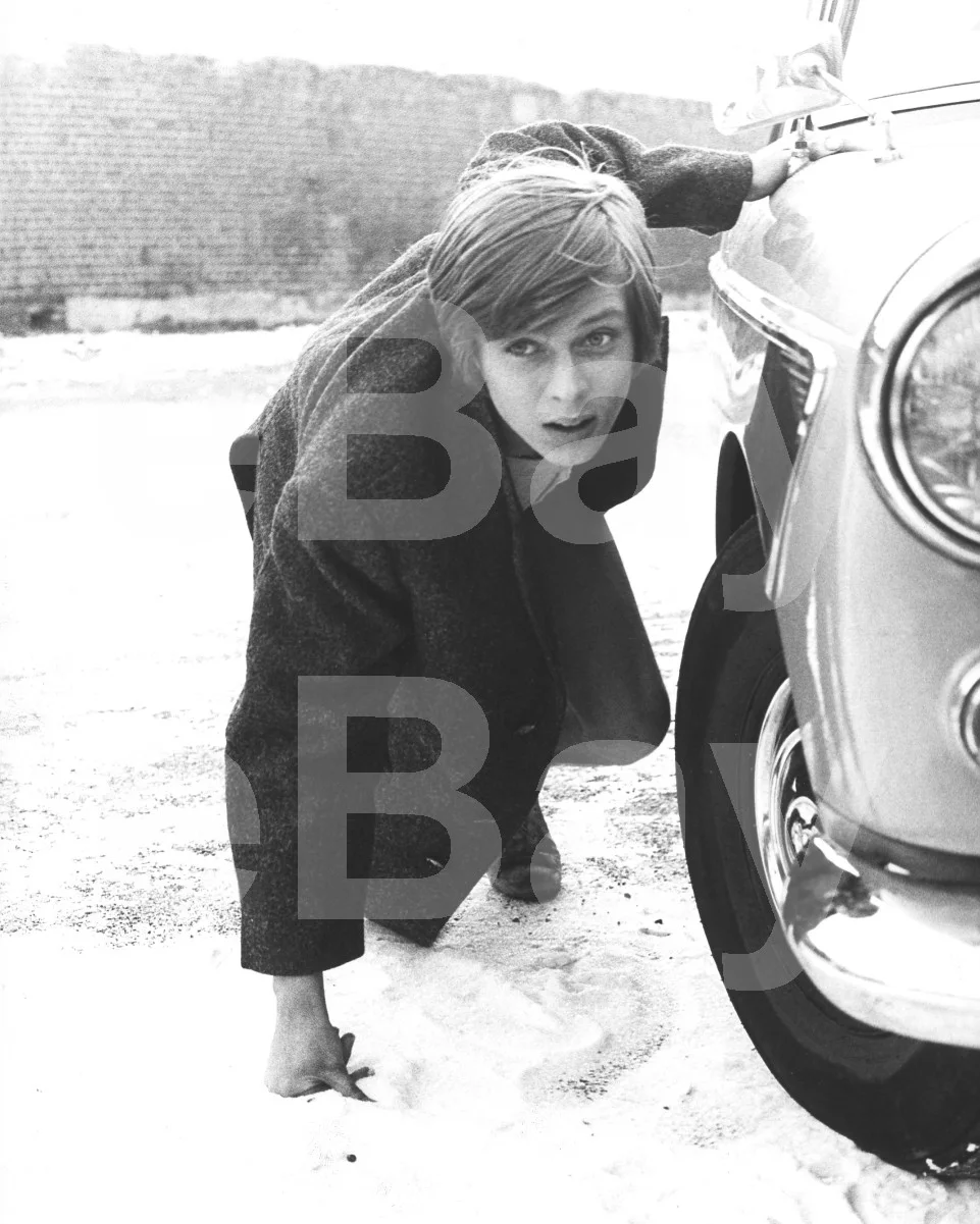 Deep End (1970) John Moulder-Brown 16x12 Photo Poster Print, изображение 4