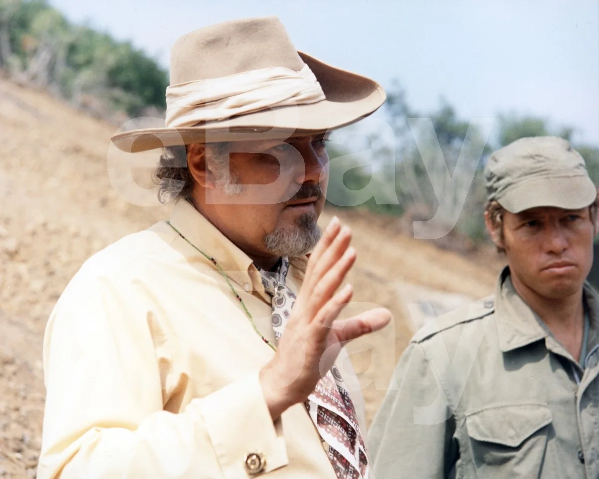 Mash M*A*S*H M.A.S.H (1970) Robert Altman 16x12 Photo Poster Print, image 4