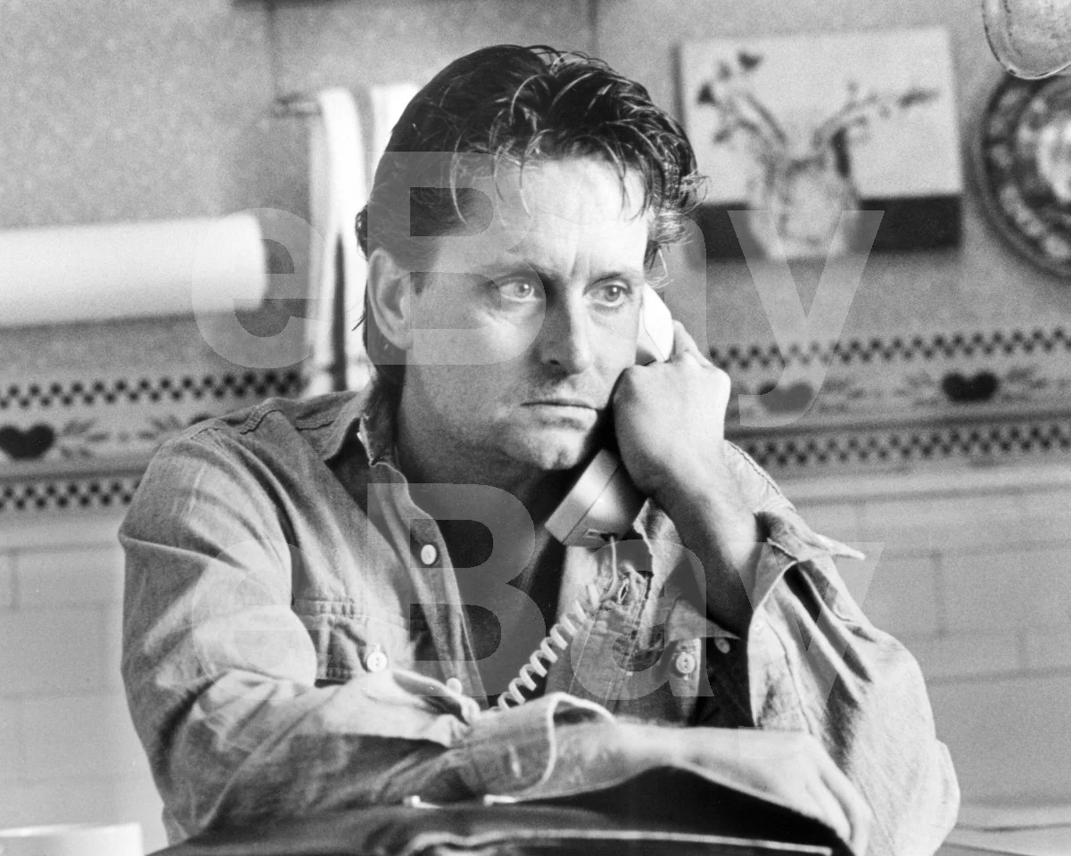 Fatal Attraction (1987) Michael Douglas 16x12 Photo Poster Print, изображение 4