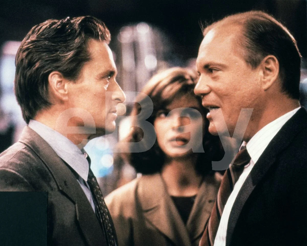 Basic Instinct (1992) Jeanne Tripplehorn, Michael Douglas 16x12 Photo Poster, image 4