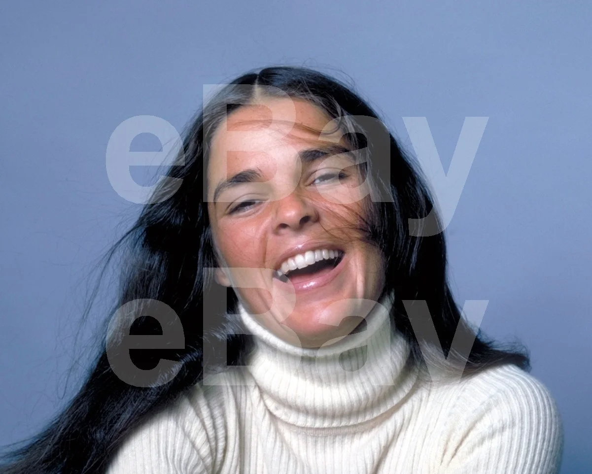 Love Story (1970) Ali MacGraw 16x12 Photo Poster Print, изображение 4