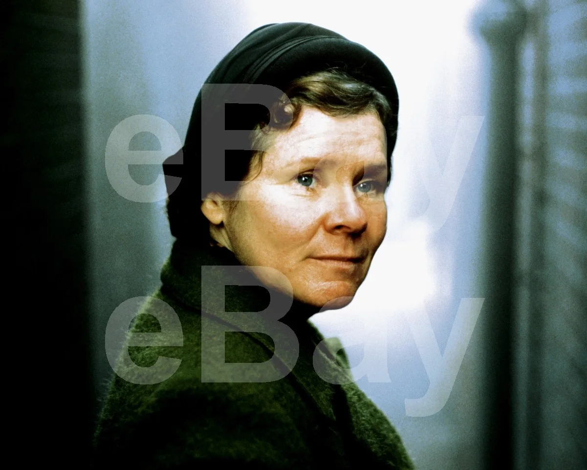 Vera Drake (2004) Imelda Staunton 16x12 Photo Poster Print, image 4