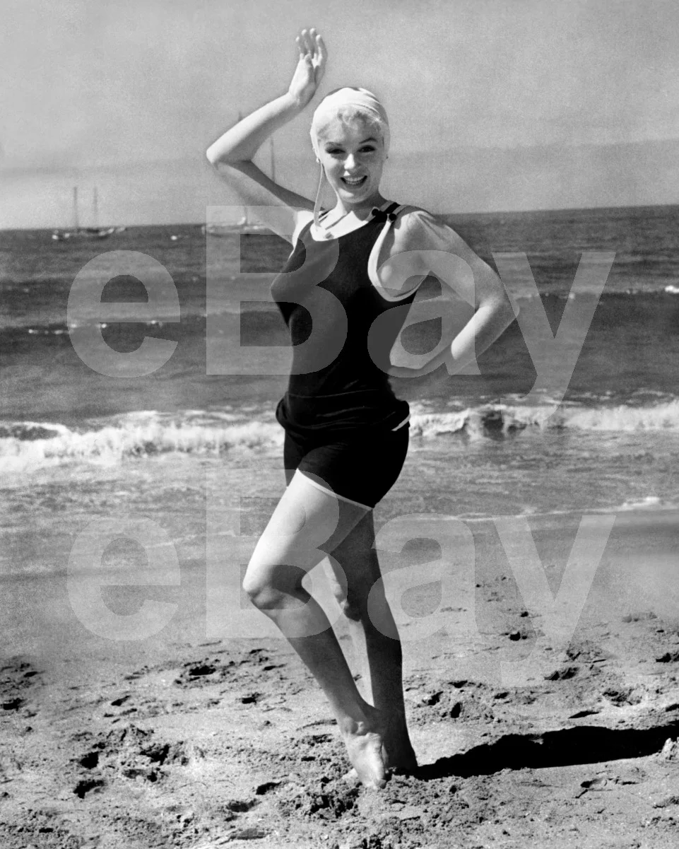 Some Like it Hot (1959) Marilyn Monroe 16x12 Photo Poster Print, image 4