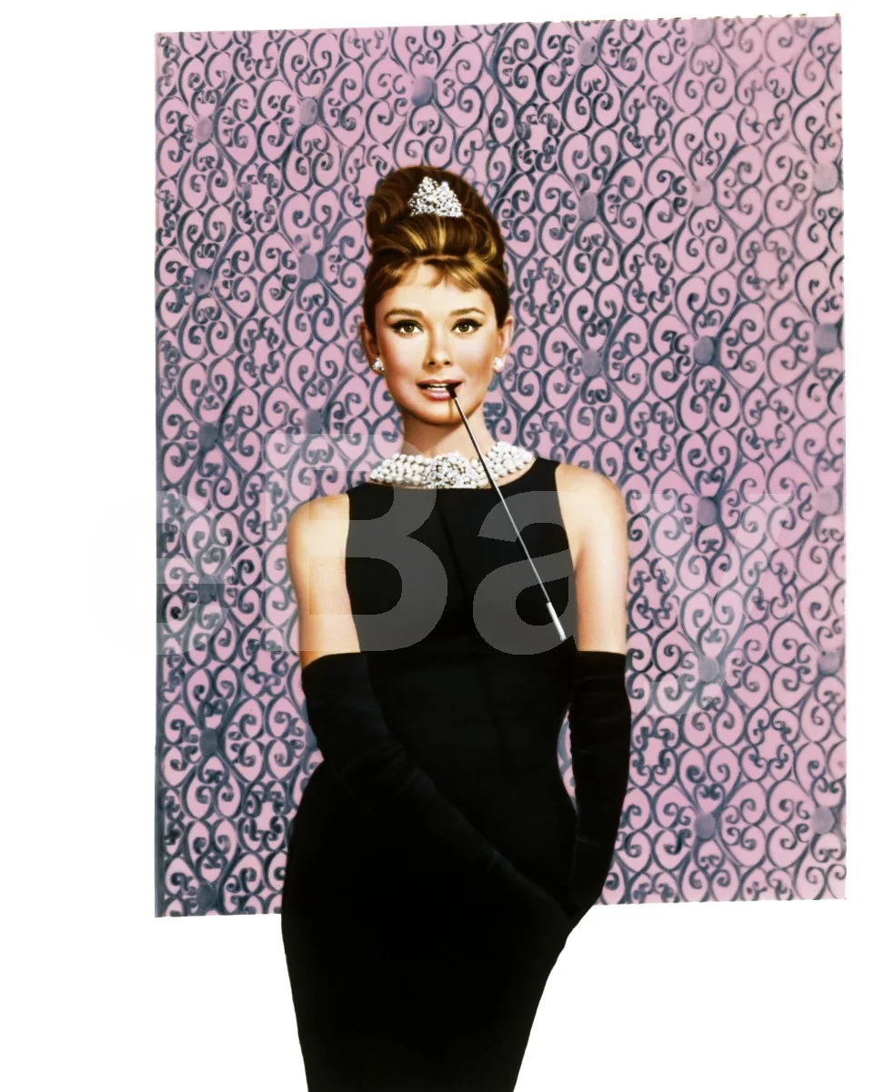Breakfast at Tiffany's (1961) Audrey Hepburn Poster Artwork 16x12 Photo Poster, изображение 4
