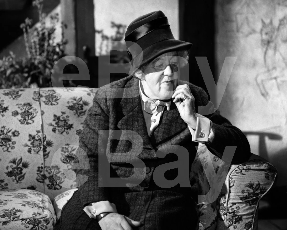Murder At The Gallop (1963) Margaret Rutherford "Miss Marple" 16x12 Photo Poster, изображение 4