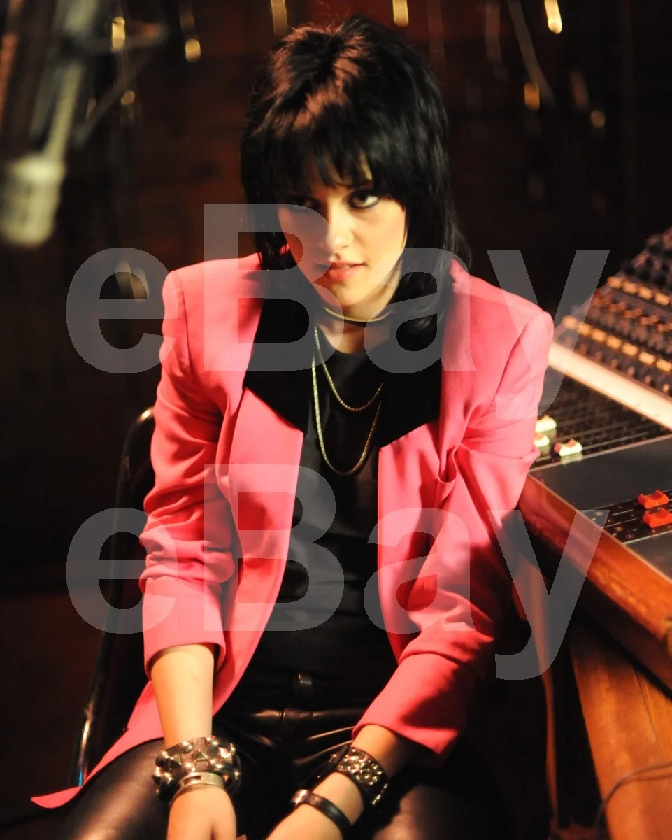 The Runaways (2010) Kristen Stewart 16x12 Photo Poster Print, изображение 4