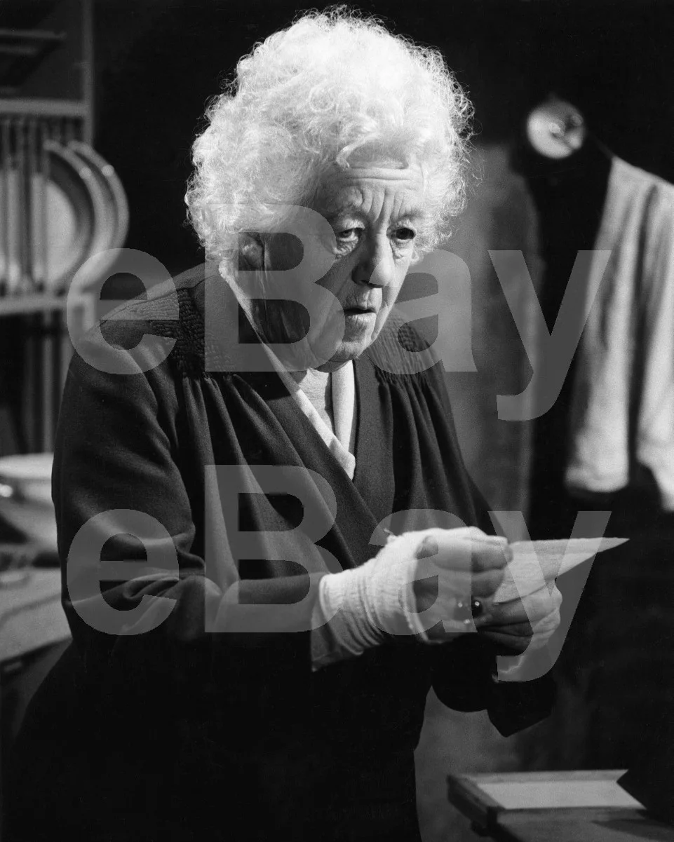 Murder Most Foul (1964) Margaret Rutherford "Miss Marple" 16x12 Photo Poster, изображение 4