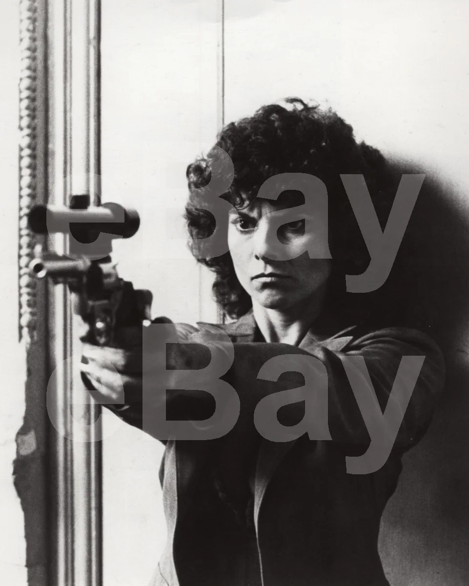 Escape From New York (1981) Adrienne Barbeau 16x12 Photo Poster Print, изображение 4