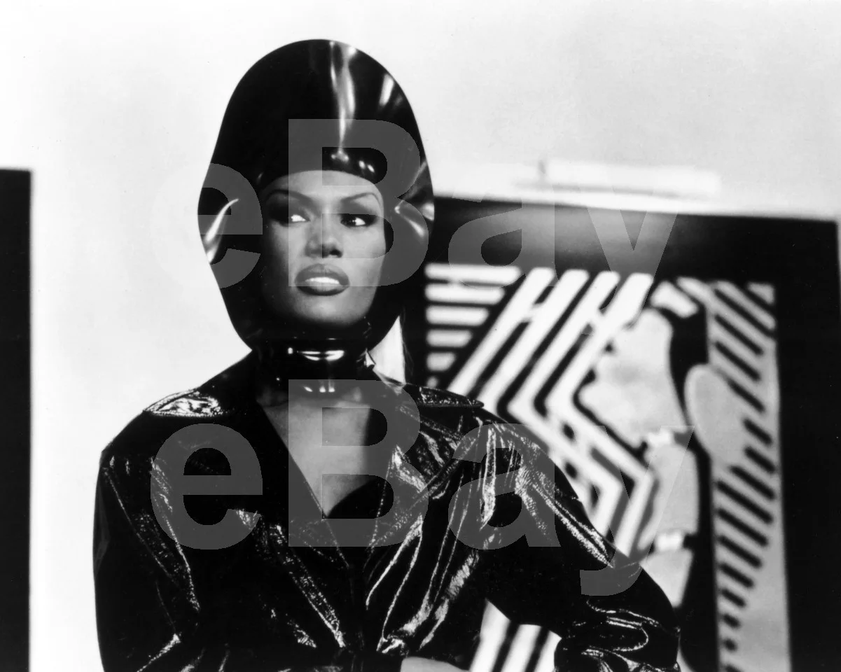 Boomerang (1992) Grace Jones 16x12 Photo Poster Print, изображение 4