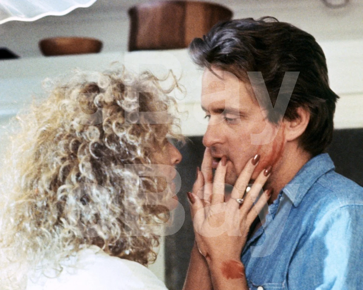 Fatal Attraction (1987) Glenn Close, Michael Douglas 16x12 Photo Poster Print, изображение 4