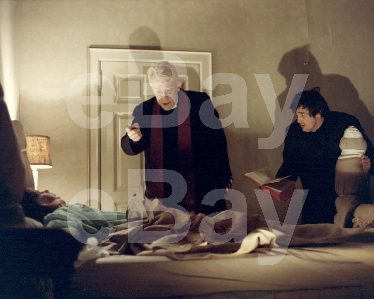 The Exorcist (1973) Linda Blair, Max von Sydow, Jason Miller 16x12 Photo, изображение 4