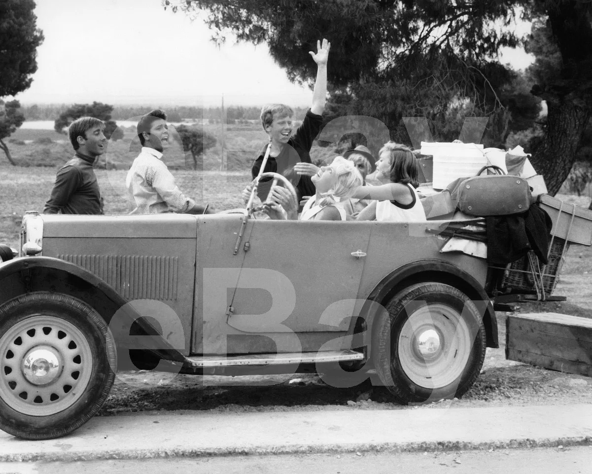 Summer Holiday (1963) Cliff Richard, Jeremy Bulloch, Melvyn Hayes 16x12 Photo, изображение 4