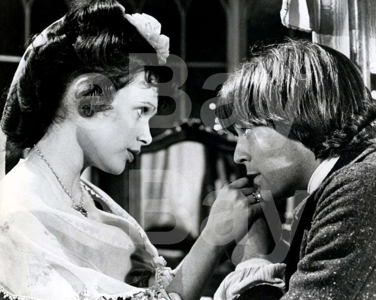 The Bawdy Adventures of Tom Jones (1976) Madeline Smith Nicky Henson 16x12 Photo, изображение 4